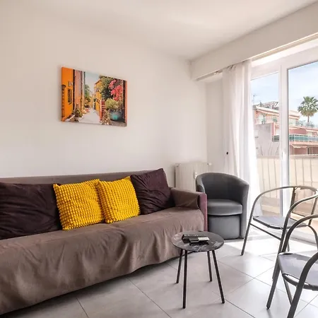 2 Pièces Proche Plages Go011 Appartamento *