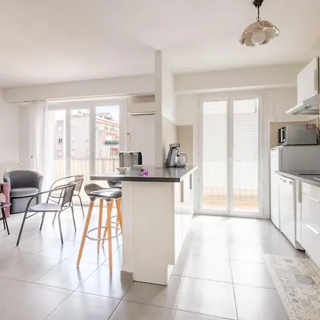 2 Pièces Proche Plages Go011