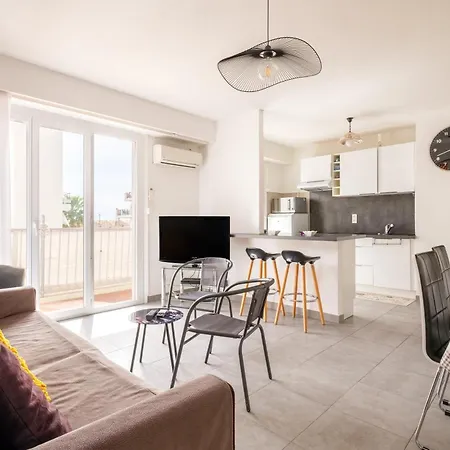 2 Pieces Proche Plages Go011 Apartament *
